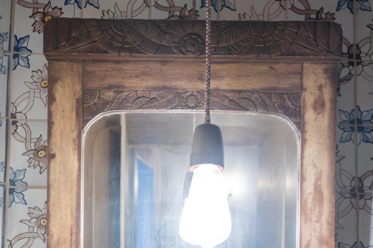 Portuguese Style Bedroom Lisbon Bagian luar foto